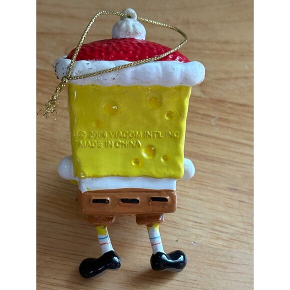 2004 Viacom SpongeBob SquarePants Christmas Tree Ornament With Santa Hat & Book - Picture 3 of 6